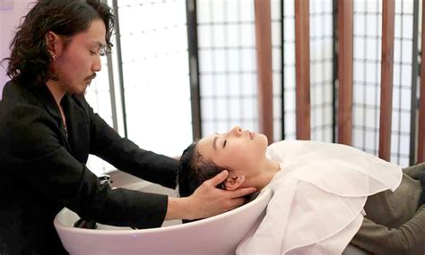 The condition of the scalp and the hair roots are analyzed using a microscope that can enlarge by 300 times, and your hair therapist and massage technician will select one of eight essential oils for the head spa and the body detox massage. . Japanese scalp cleaning near me